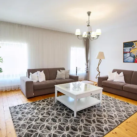 Mudra Sova * Banská Štiavnica