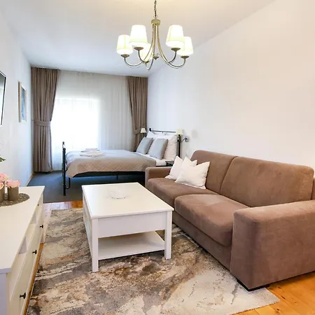 Apartment Mudra Sova