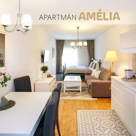 アパート Mudra Sova